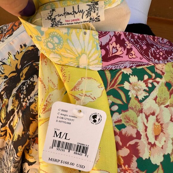 Free People California Patched with Love Kimono Robe Brand New Size M/L - Picture 2 of 9